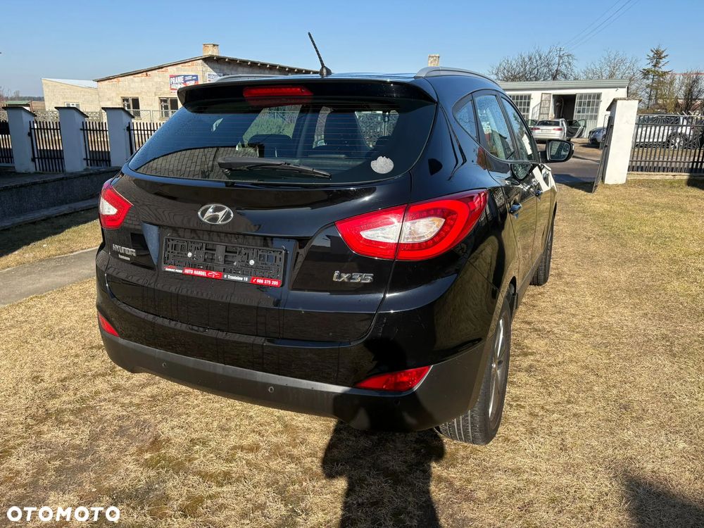 Hyundai ix35 1.6 2WD Fifa World Cup Edition - 5