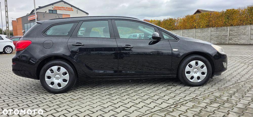 Opel Astra 1.7 CDTI Caravan DPF Edition 111 Jahre - 6