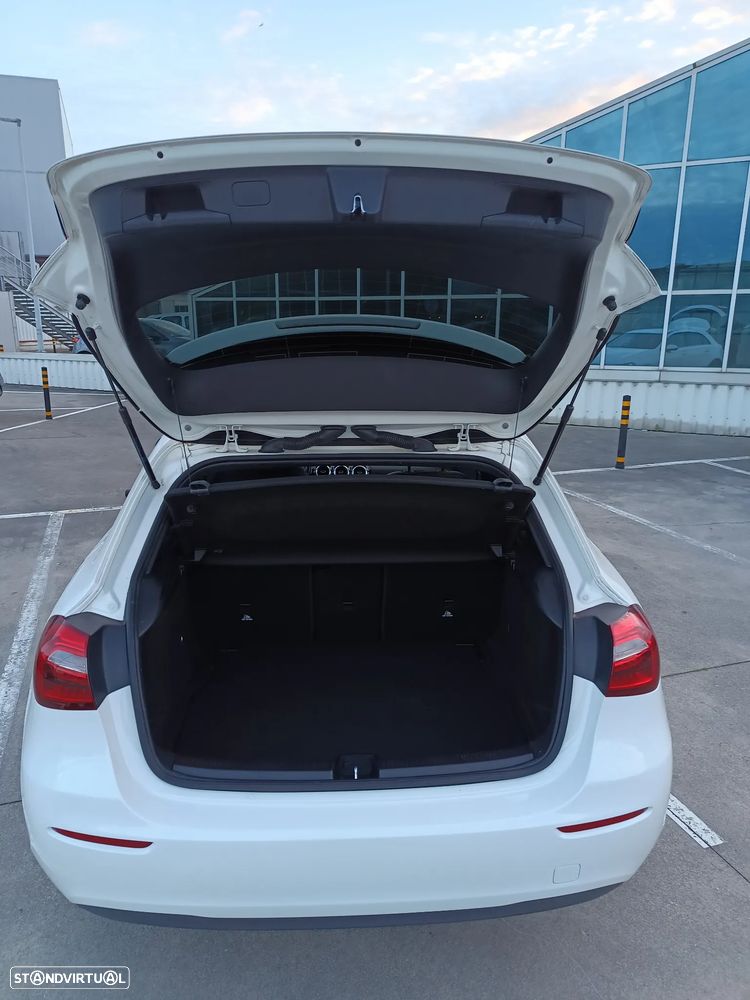 Mercedes-Benz A 160 Style Plus - 5