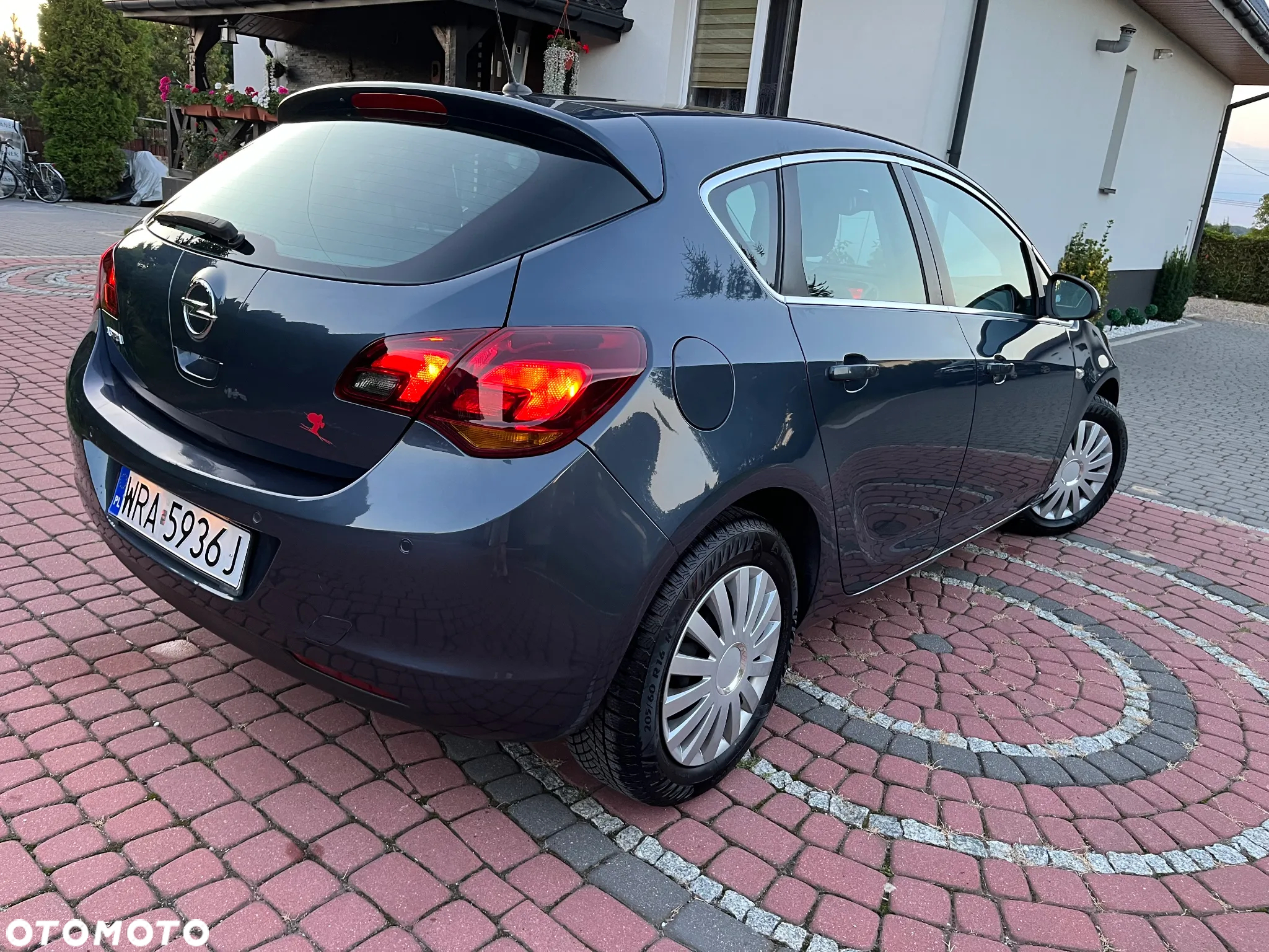 Opel Astra 1.6 ENERGY - 8
