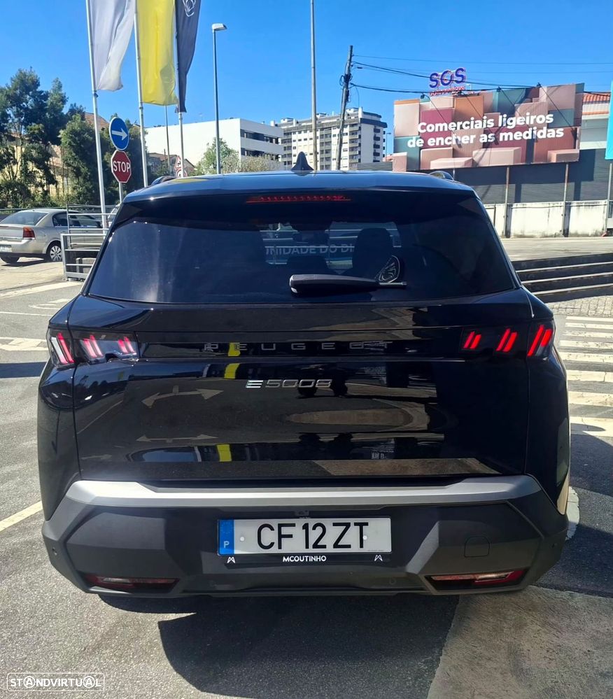 Peugeot E-5008 73 kWh Allure - 5