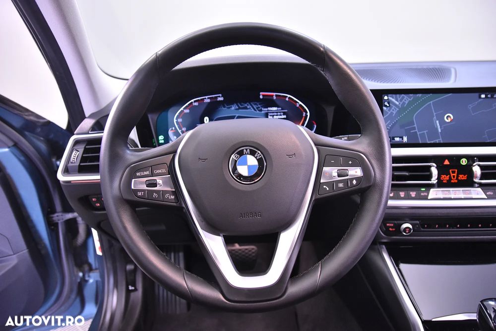 BMW Seria 3 320d Touring xDrive Aut. - 15