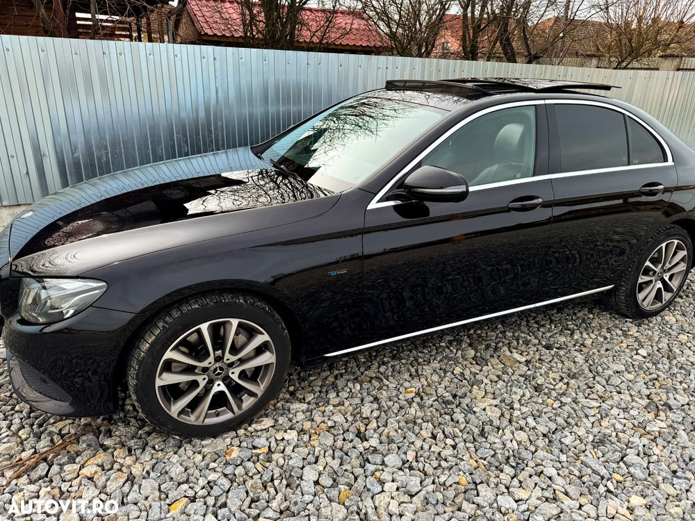 Mercedes-Benz E 300 de 9G-TRONIC - 3