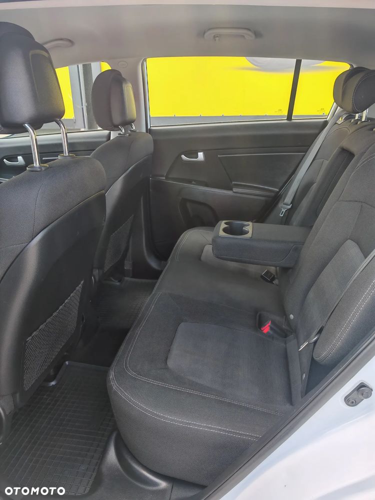 Kia Sportage 1.7 CRDI 2WD Vision - 16
