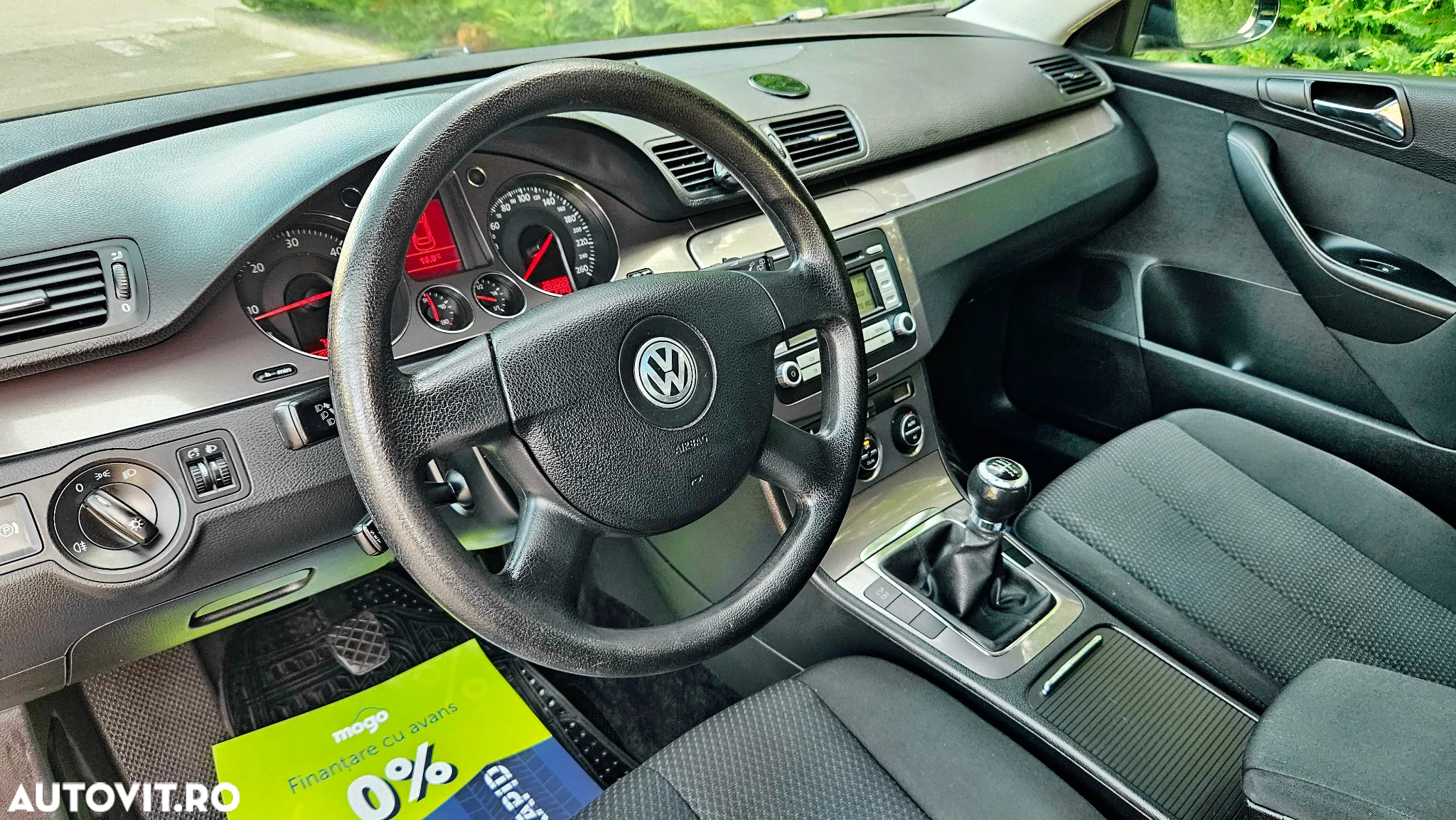 Volkswagen Passat - 10