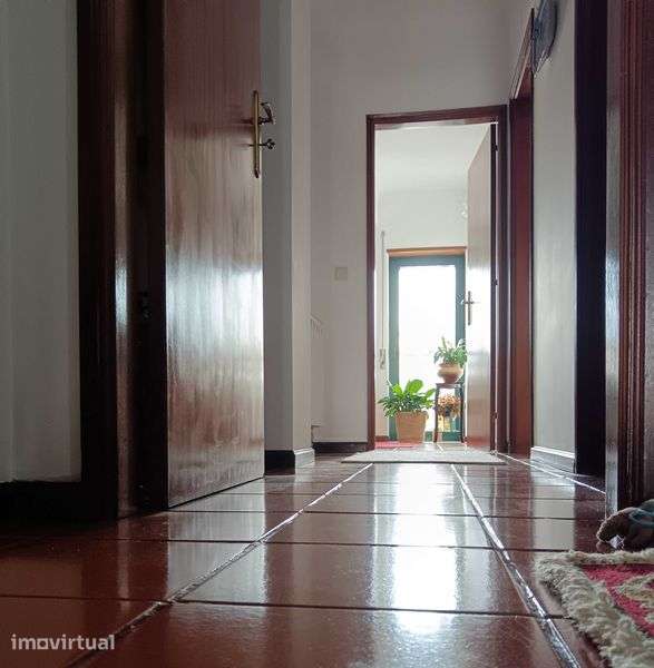 Apartamento T3+1 com 154 m², garagem e elevador — Vila Real - Grande imagem: 5/12