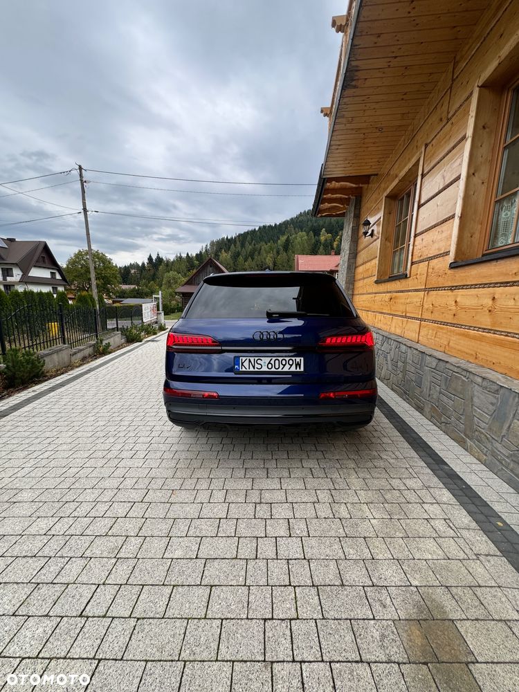 Audi Q7 2021 photo 4