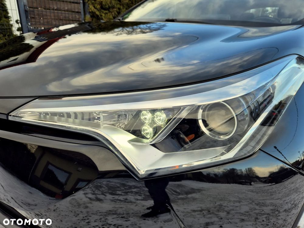 Toyota C-HR 1.2 T Premium - 10