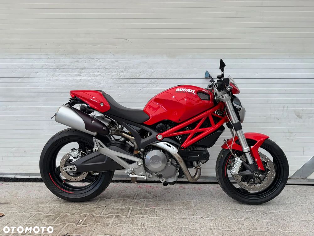 Ducati Monster - 17