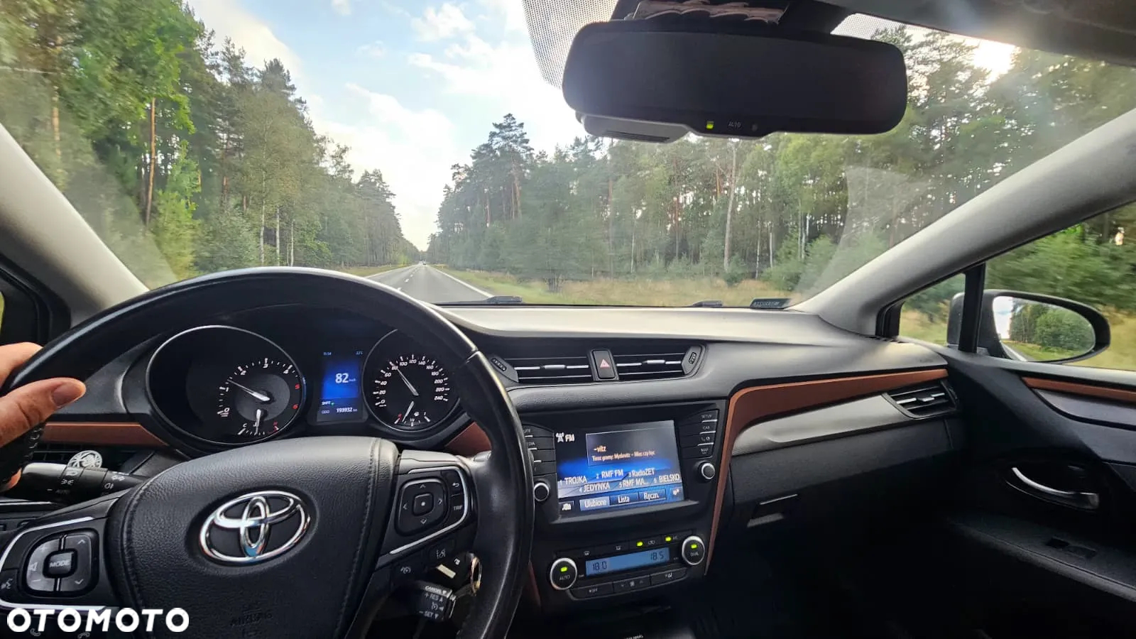 Toyota Avensis 2.0 D-4D Premium - 6