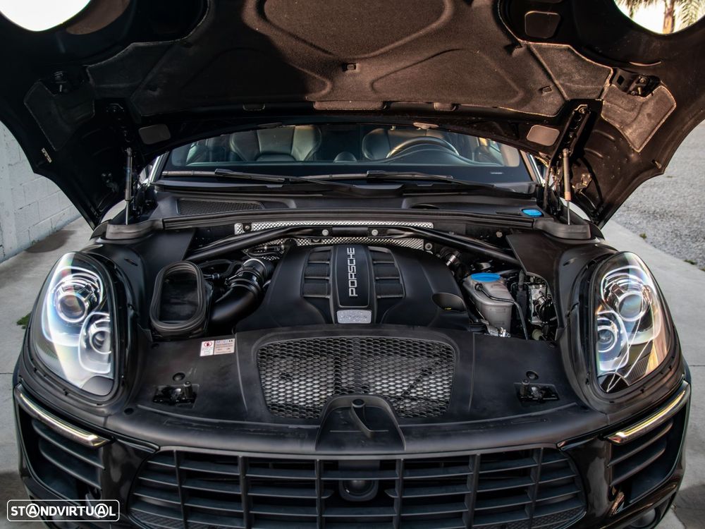 Porsche Macan S - 37