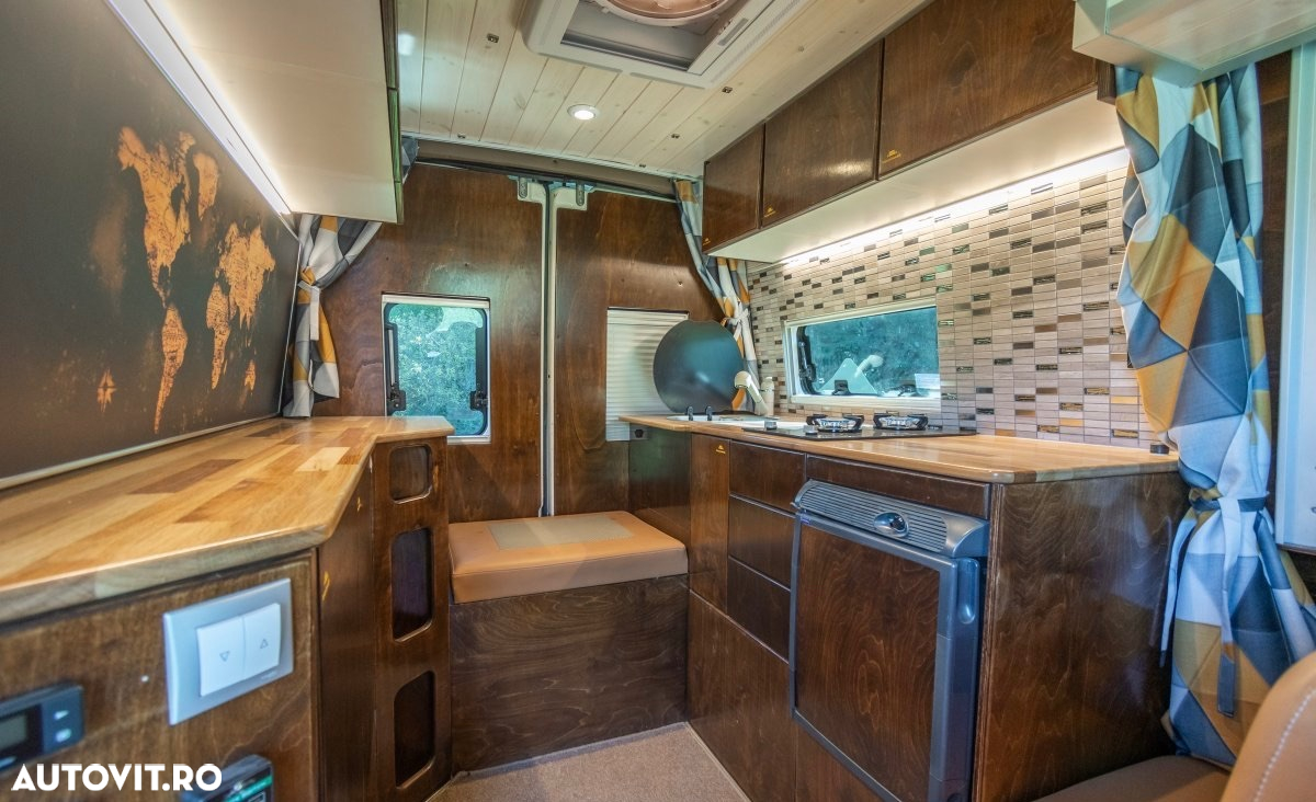 Mercedes Benz Sprinter - 11