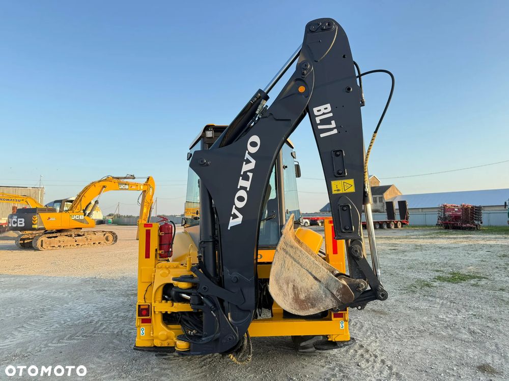 Volvo BL71 - 5