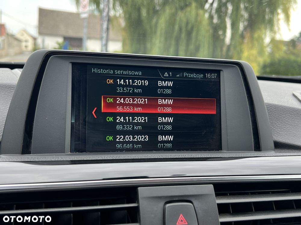BMW Seria 3 320i Advantage - 26