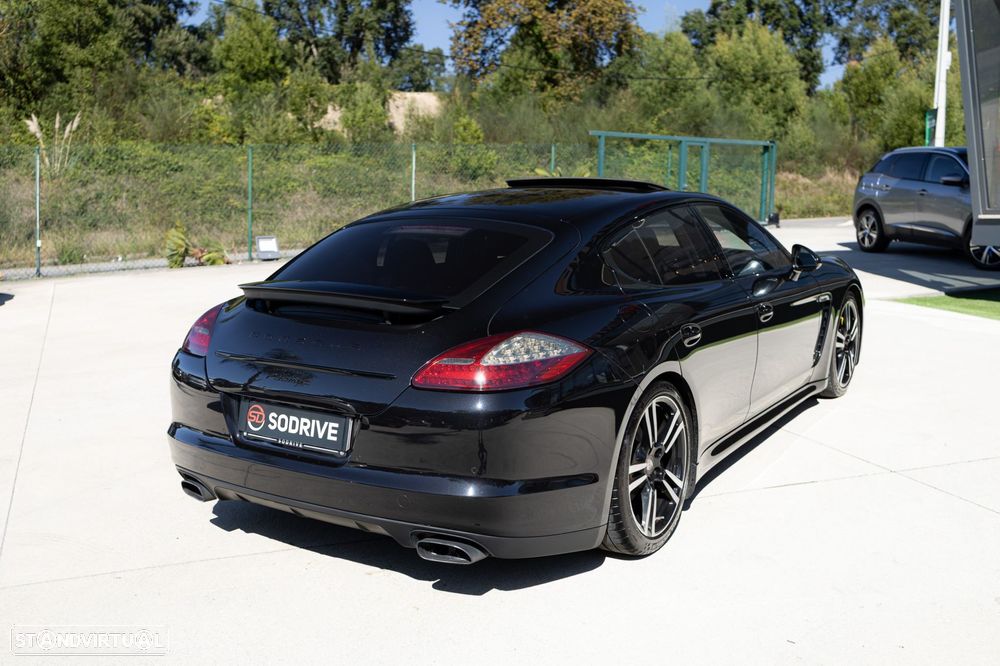 Porsche Panamera Platinum Edition - 41