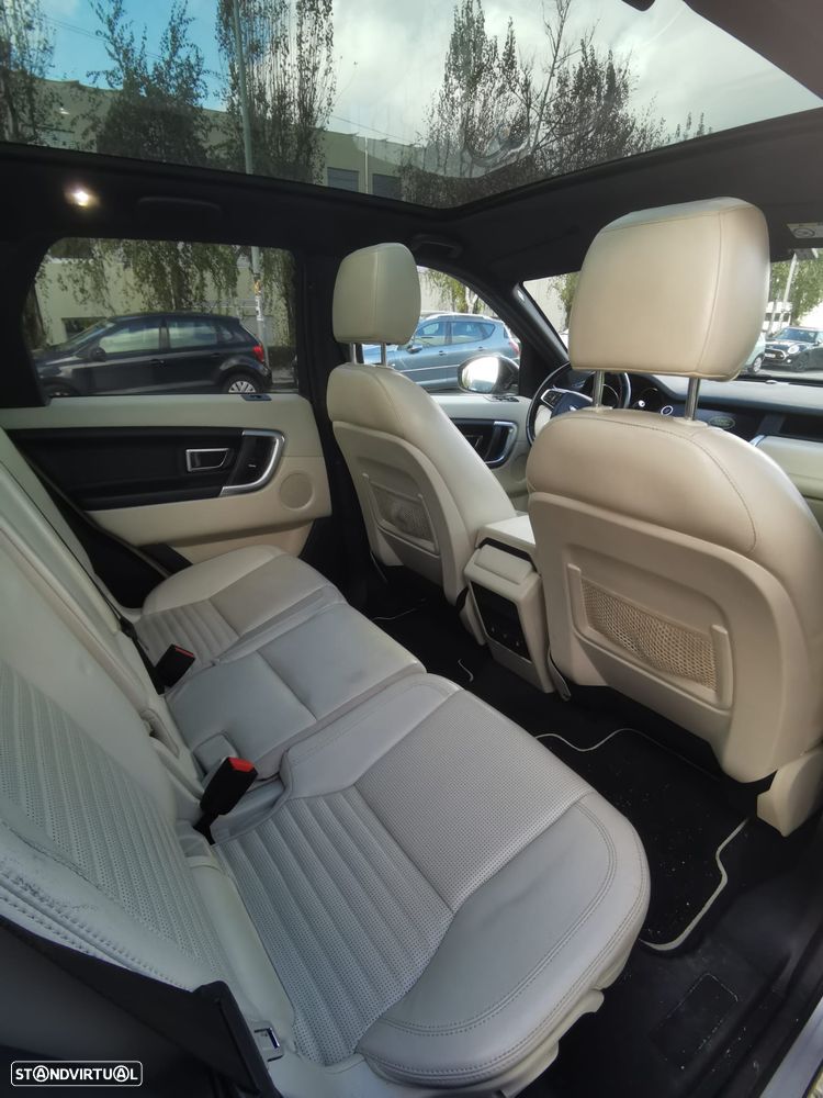 Land Rover Discovery Sport 2.0 eD4 HSE Luxury - 13