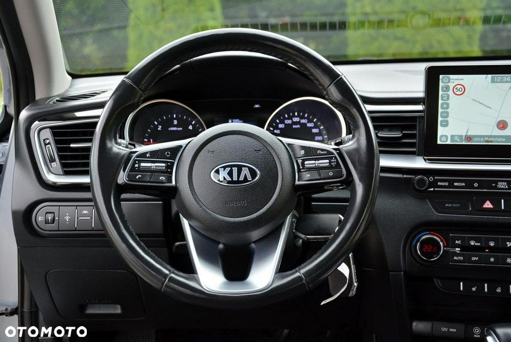 Kia Ceed SW 1.6 CRDi DCT Spirit - 23