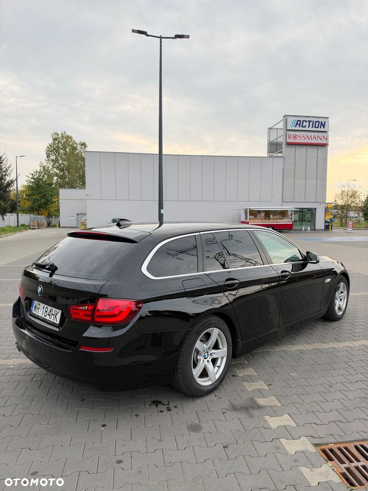 BMW Seria 5 525d - 3