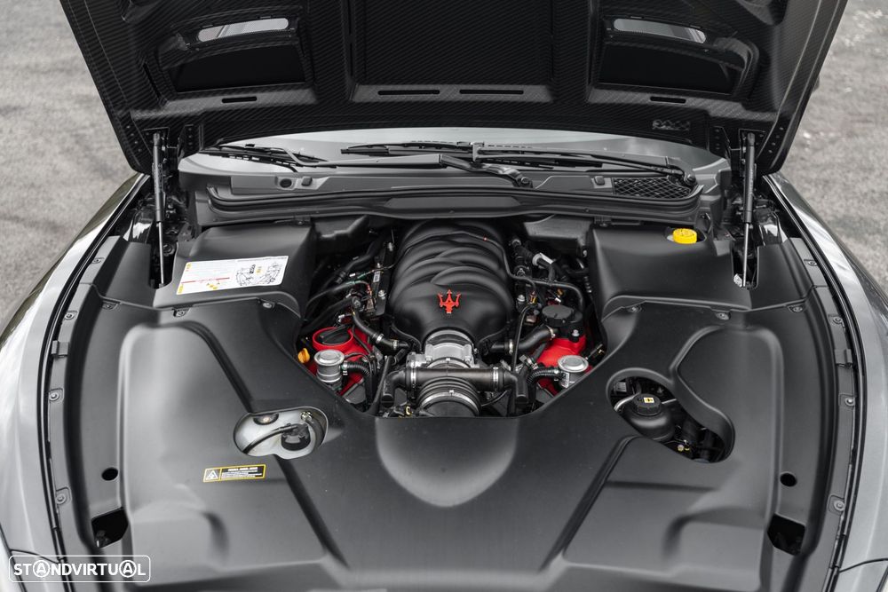 Maserati Granturismo 4.7 V8 MC - 11