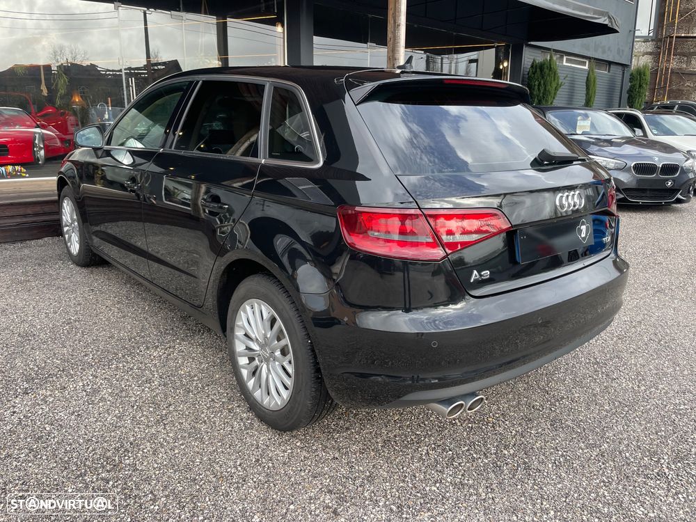 Audi A3 Sportback - 4