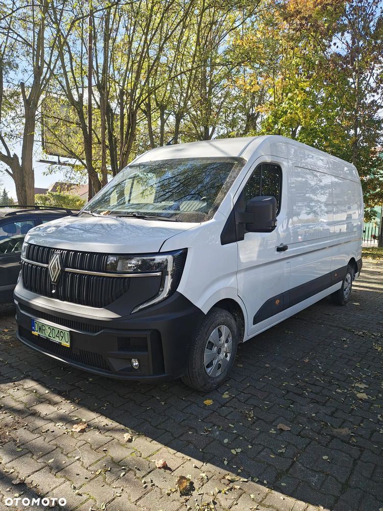 Renault Master E-Tech - 1