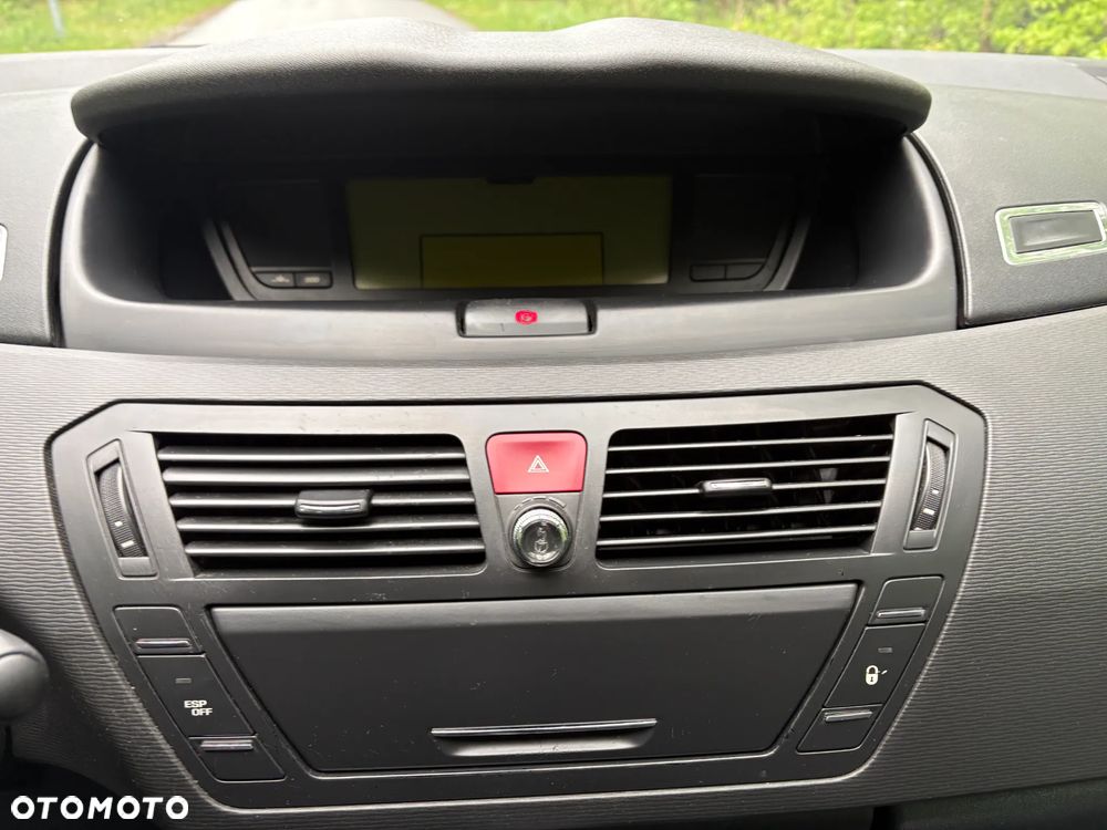 Citroën C4 Picasso - 10
