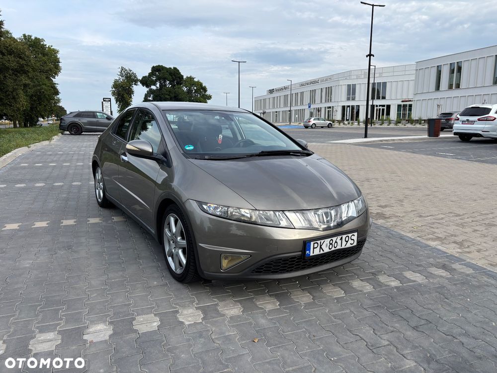 Honda Civic 1.8 Comfort - 9