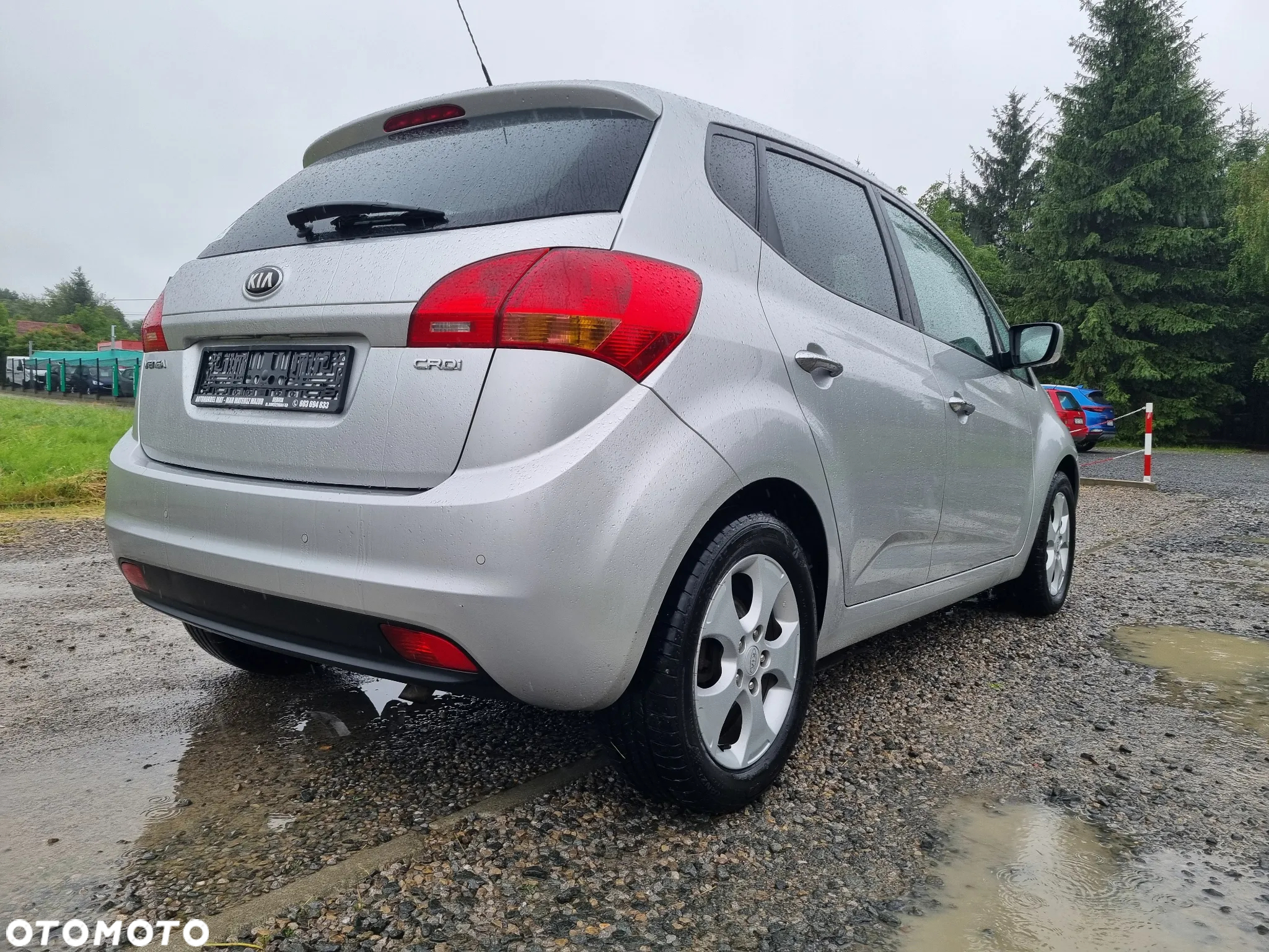 Kia Venga 1.6 CRDi 128 Dream Team Edition - 9