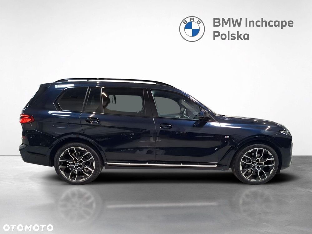 BMW X7 - 7
