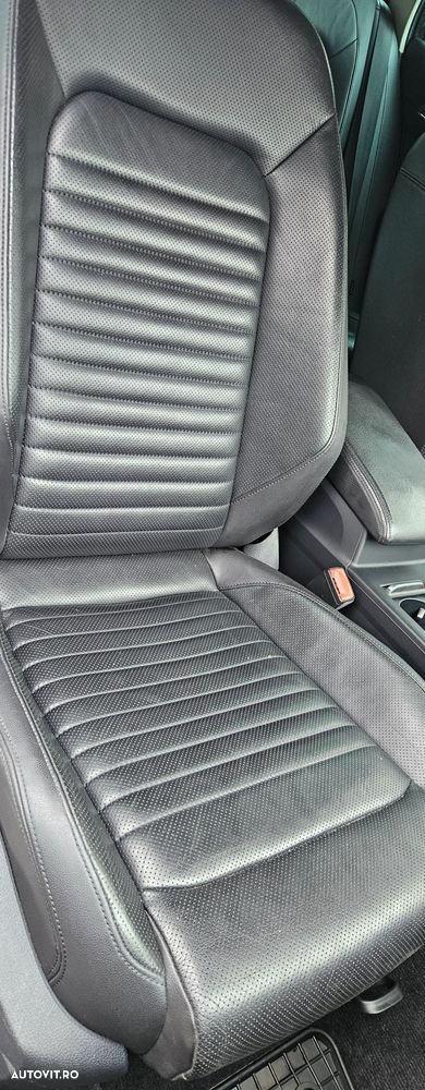 Volkswagen Passat 2.0 TDI DSG 4Motion Highline - 9