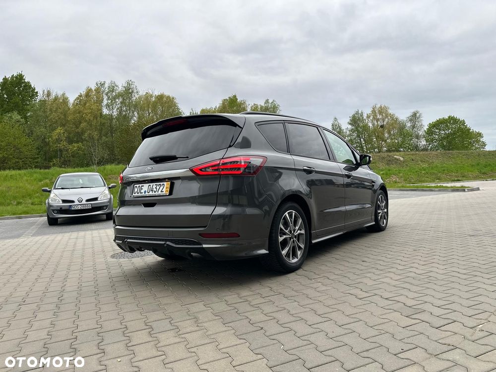 Ford S-Max - 23