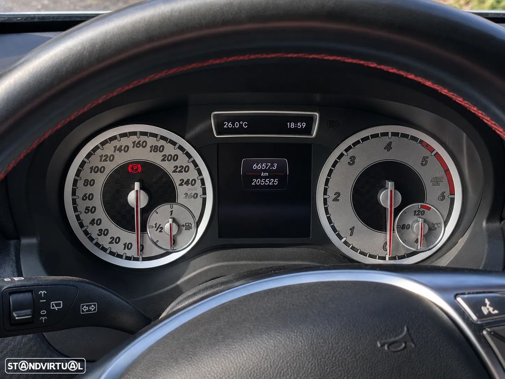 Mercedes-Benz A 180 d AMG Line - 9