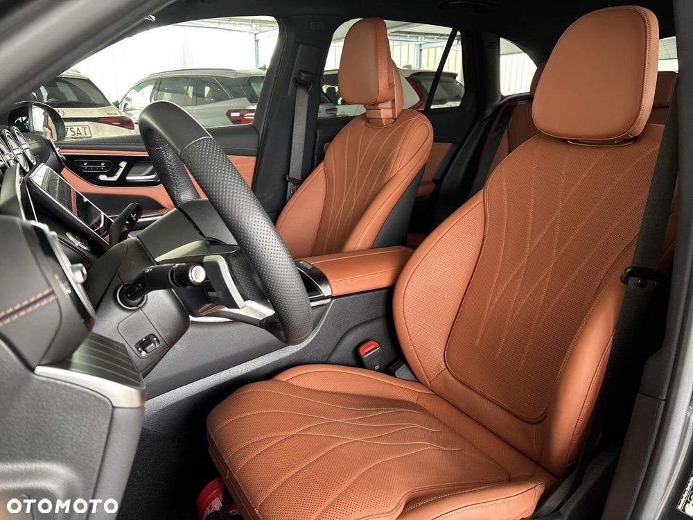 Mercedes-Benz GLC - 15