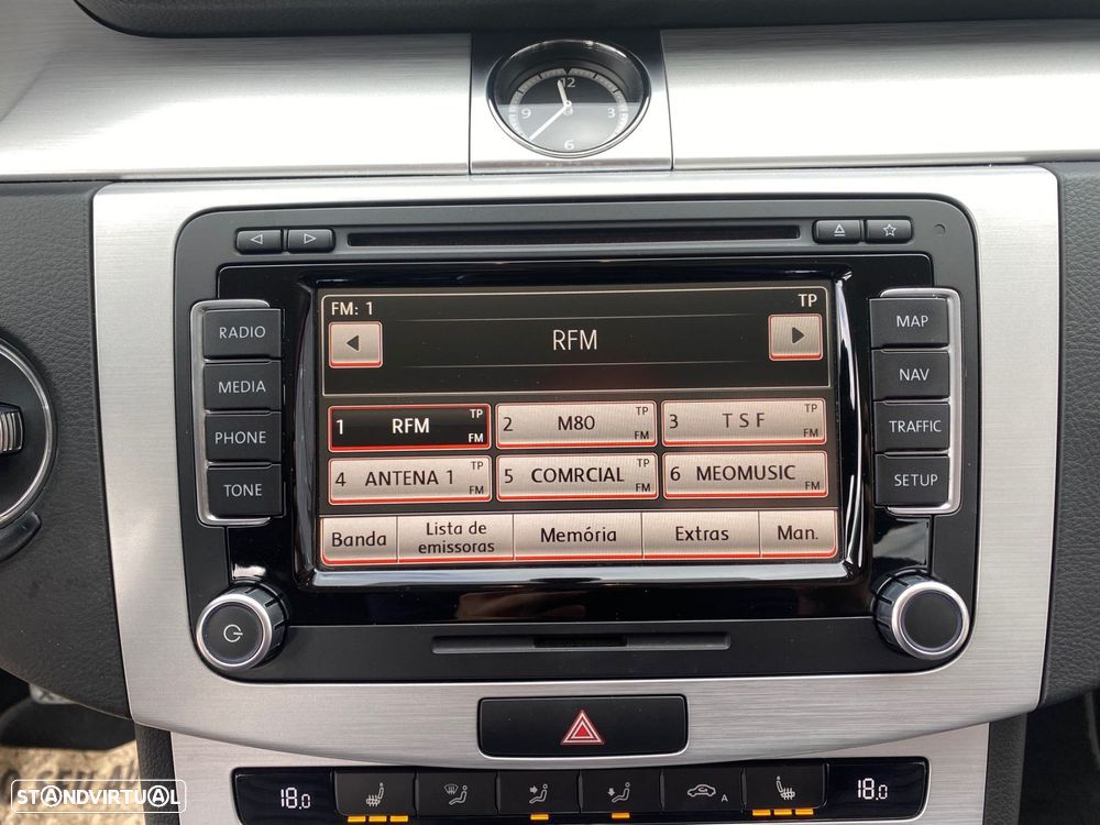 VW Passat CC 2.0 TDi BlueMotion - 29