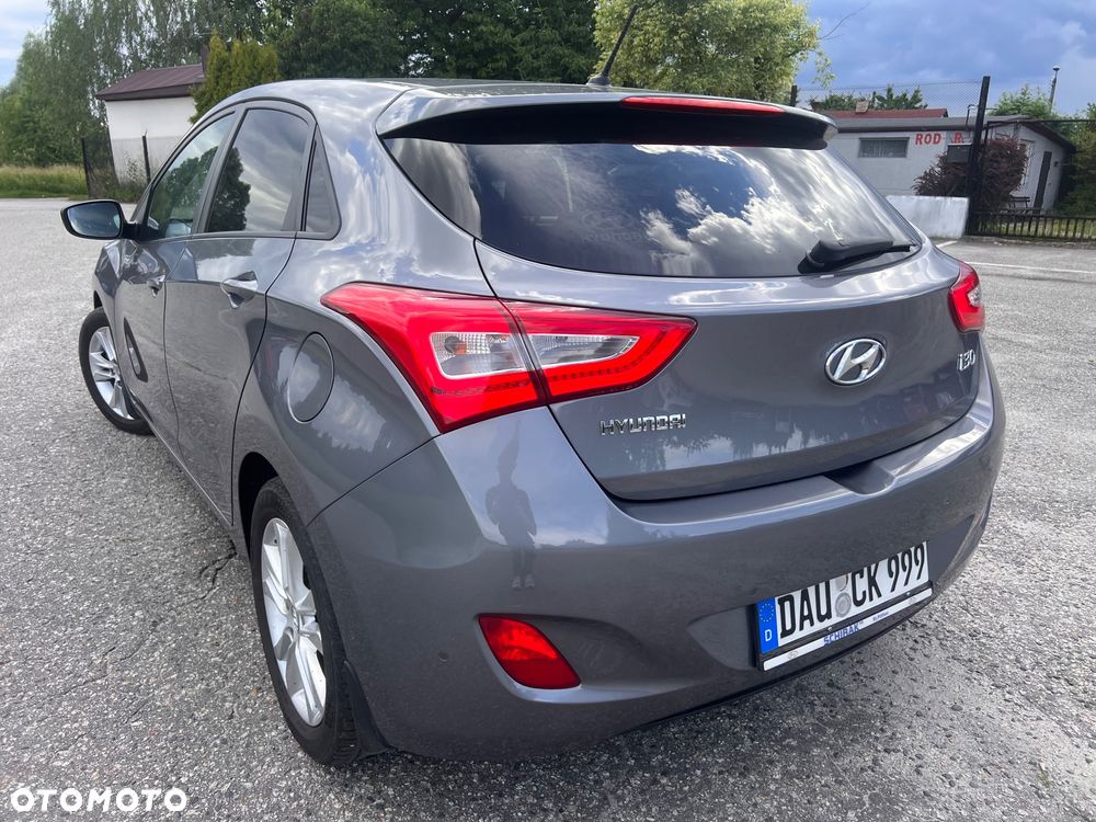 Hyundai i30 1.4 Premium - 19