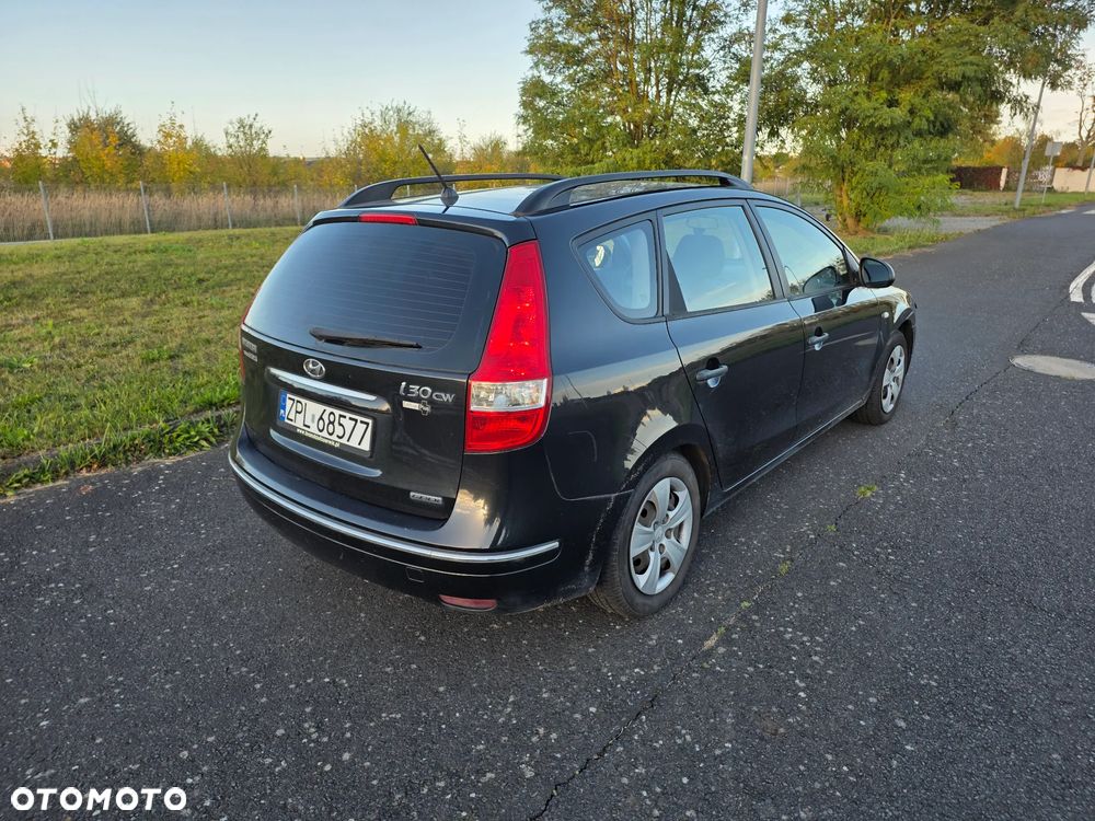 Hyundai i30 i30cw 1.6 CRDi Edition Plus - 3