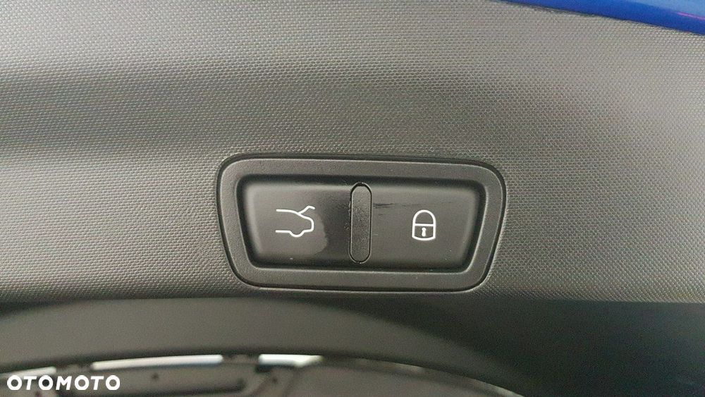 Alfa Romeo Stelvio - 17