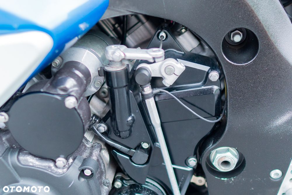 Suzuki GSX-R - 32