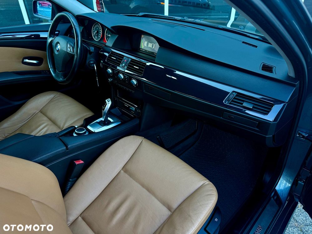 BMW Seria 5 - 22