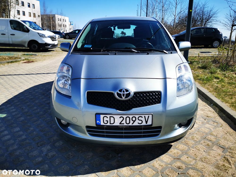 Toyota Yaris 1.3 Sol - 6