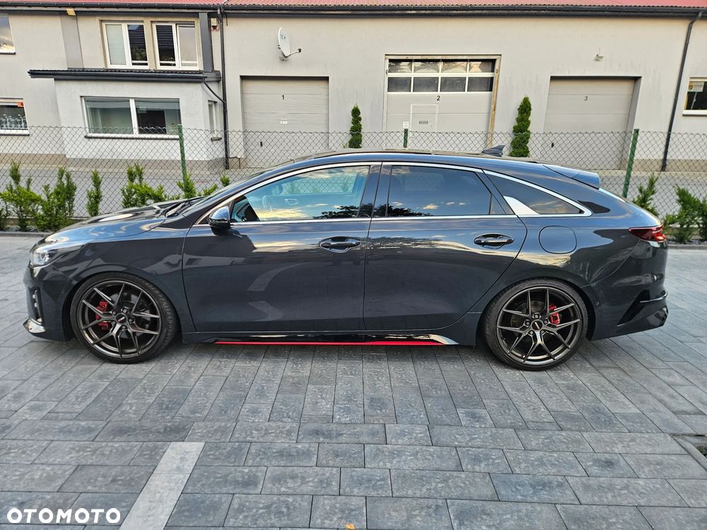 Kia ProCeed - 5