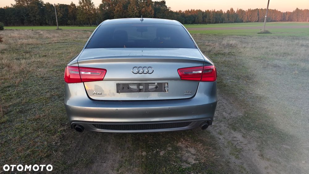Audi A6 - 4