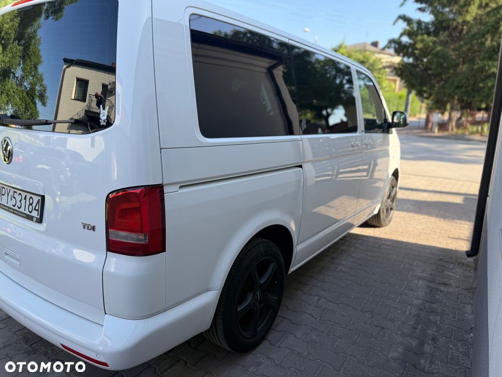 Volkswagen Multivan - 9