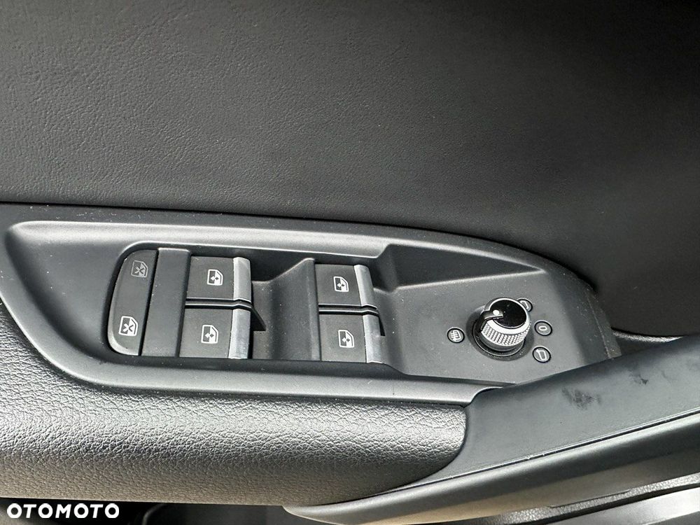 Audi Q5 50 TFSI e Quattro S Line S tronic - 34