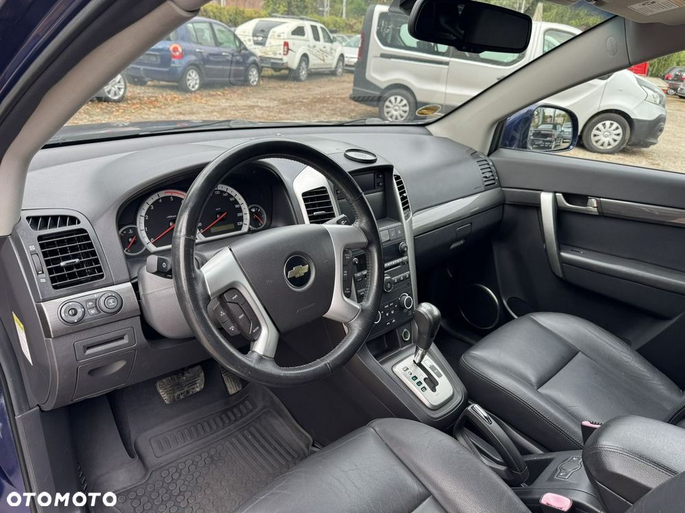 Chevrolet Captiva 2.0 4WD 7 Sitzer Automatik LT Exclusive - 27