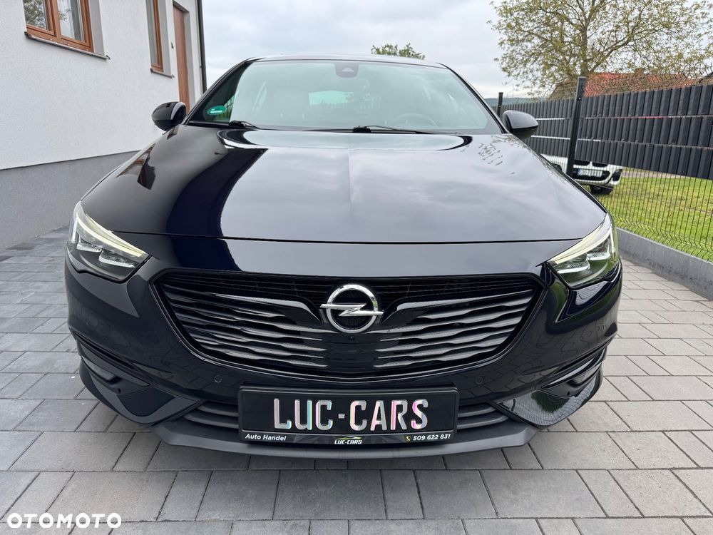 Opel Insignia 2.0 BiTurbo 4x4 Exclusive - 2