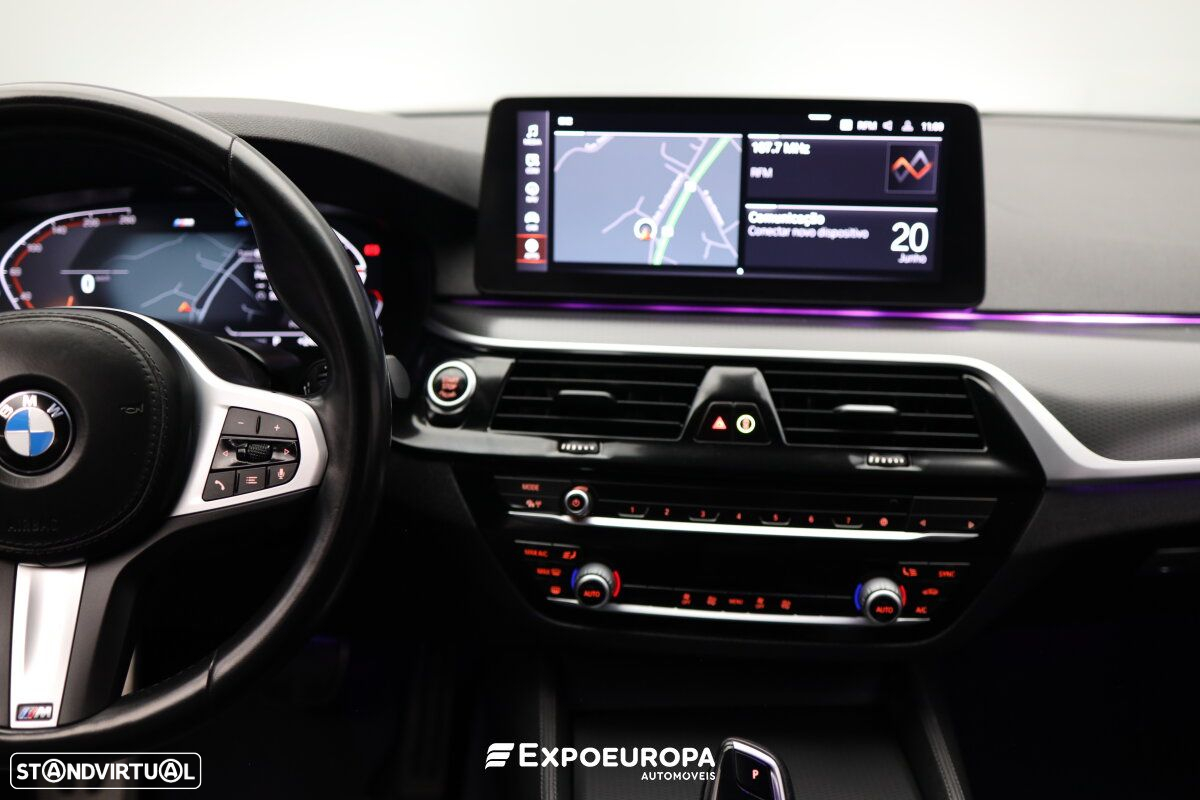 BMW 520 d Pack Desportivo M Auto - 15