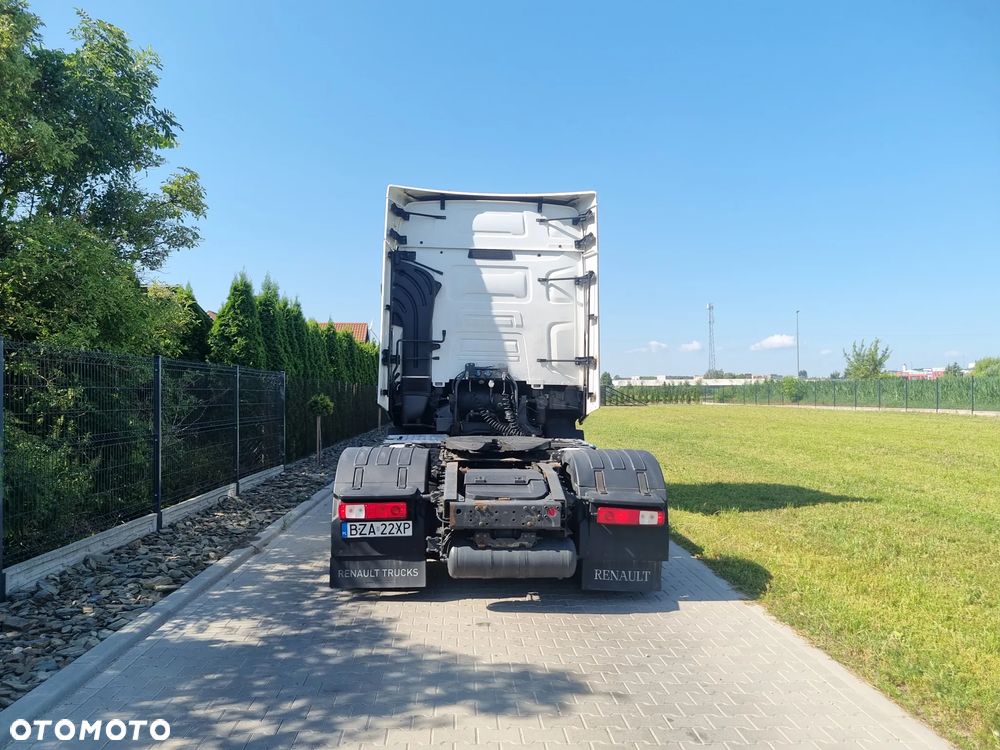 Renault T520 - 3