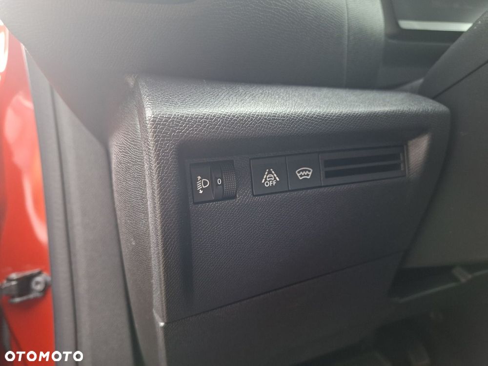 Citroën C4 1.2 PureTech Plus S&S EAT8 - 24