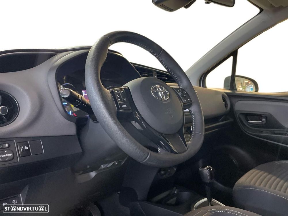 Toyota Yaris - 13